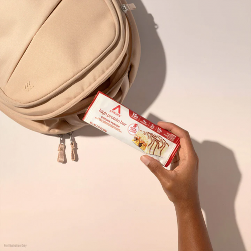 كوكيز عالي البروتين متعدد الطبقات من اتكنز