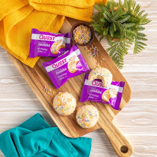 كويست كوكيز كيك بيرثدي كيك