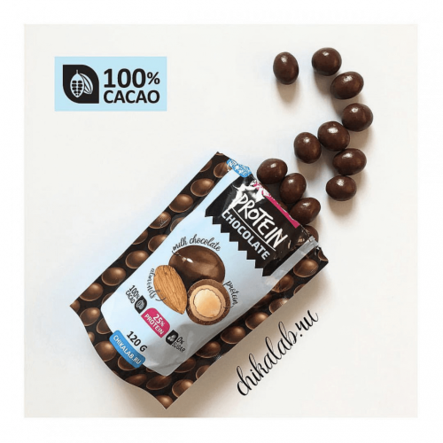 كرات الشوكلاته باللوز عالي البروتين شيك لاب