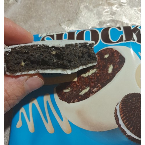 فتنيس شوك براوني كوكيز اند كريم